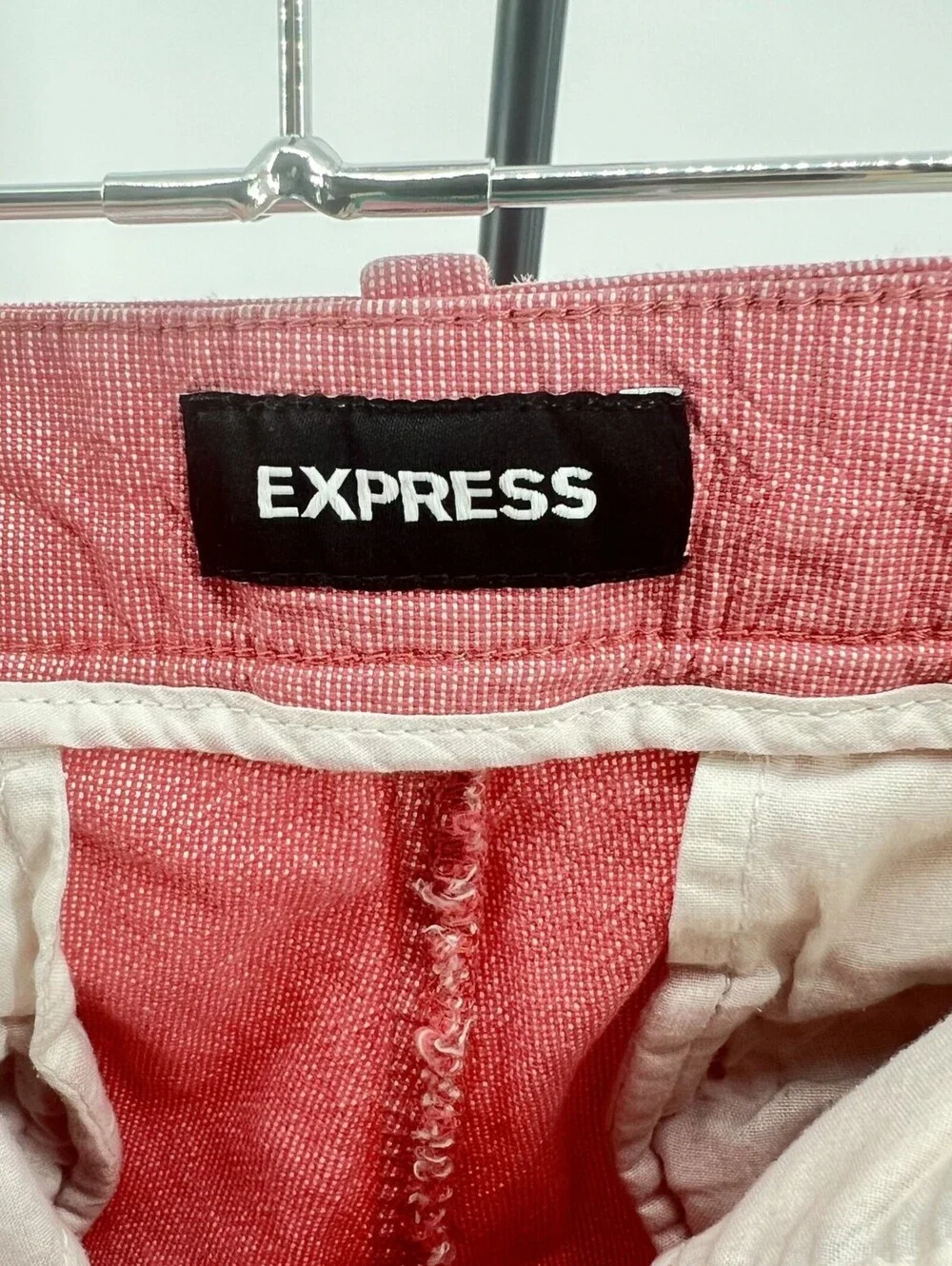 Express men's shorts Size 31 (1-17)